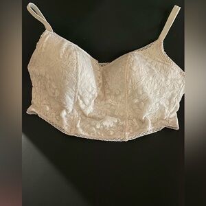 🙋‍♀️💁‍♀️PINK Victoria's Secret White Lace Underwire Bra